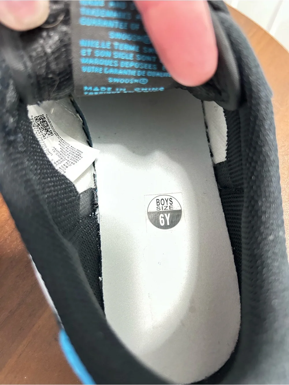 Jordan Low Top Sneakers White Black Blue